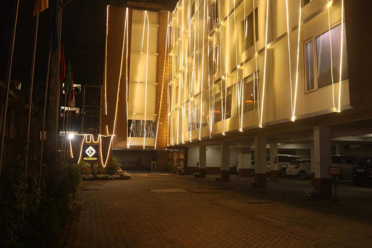 Hotel The Kalyaniz Guwahati Exterior photo